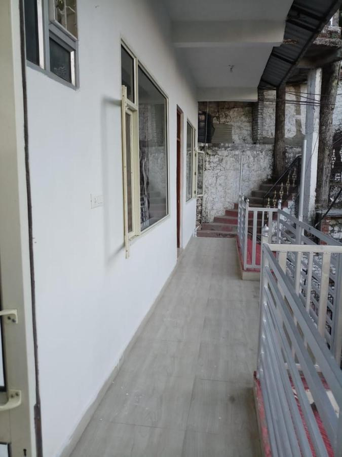 Hotel Snow Ark Inn By Royal Collection ดัลเฮาซี ภายนอก รูปภาพ